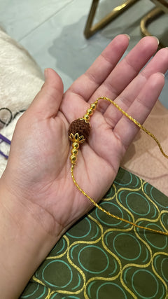 Rudraksh Rakhi with small thali including kumkum/Roli & chawal thumbnail 1